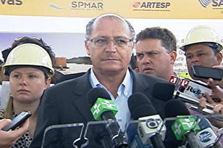 Alckmin diz que recorrer contra derrubada de vetos dos royalties PIRITUBA